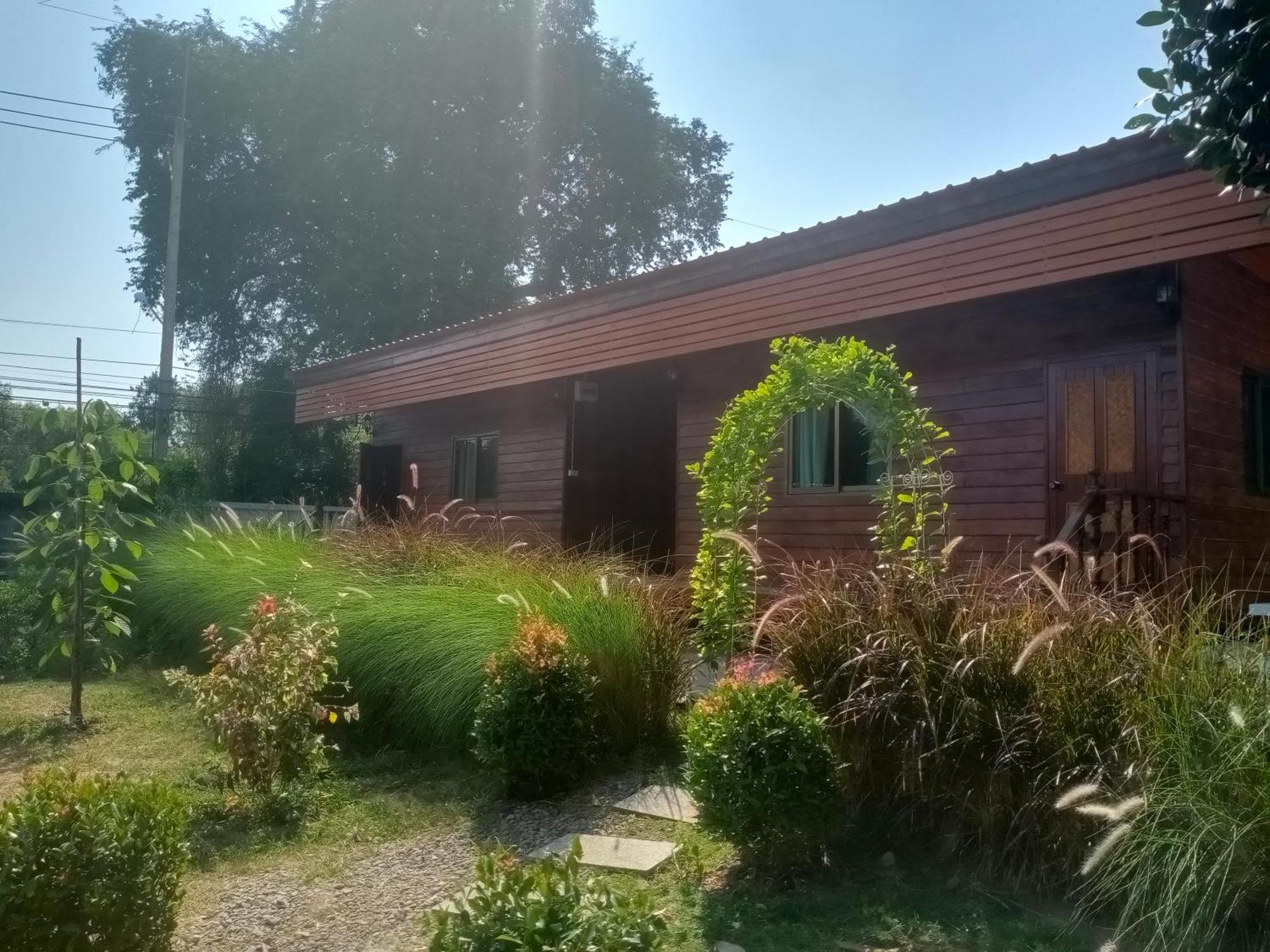 Baan Rabiangdao Uthaithani Uthai Thani Værelse billede